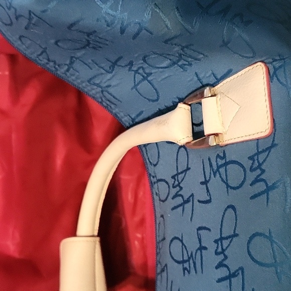 Rolling luggage - Picture 8 of 8